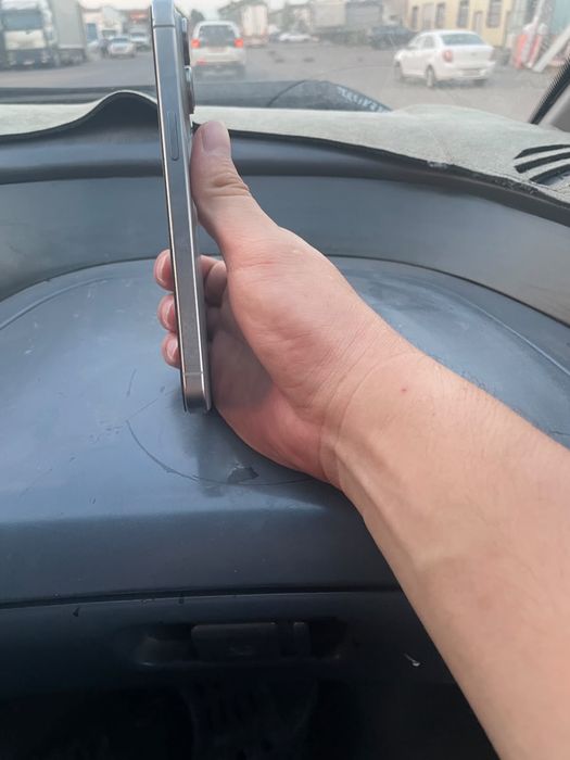 Iphone 15pro max 256GB/87%