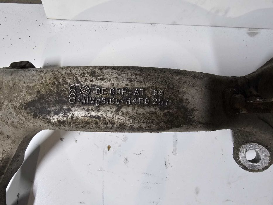 Fuzeta aluminiu stanga originala Audi A6 C6 4F 2005 - 2011