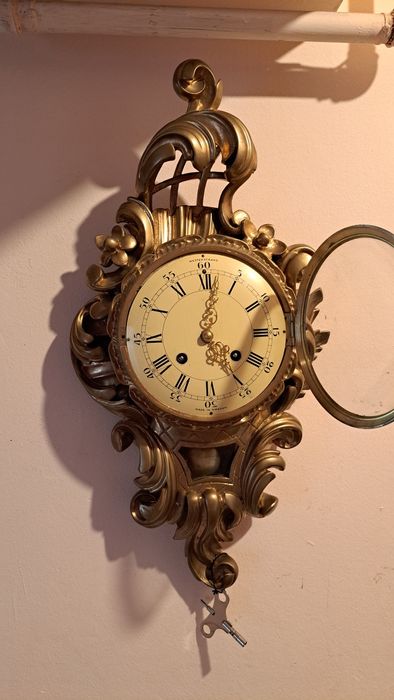 Ceas cu pendul de perete