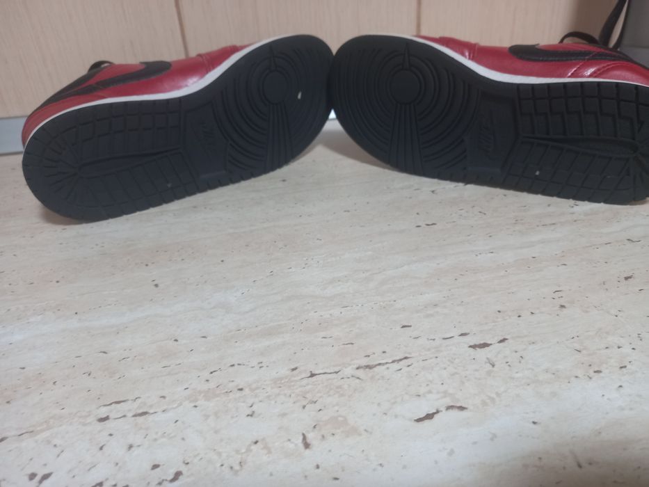 Adidașii Nike giordan 38,5