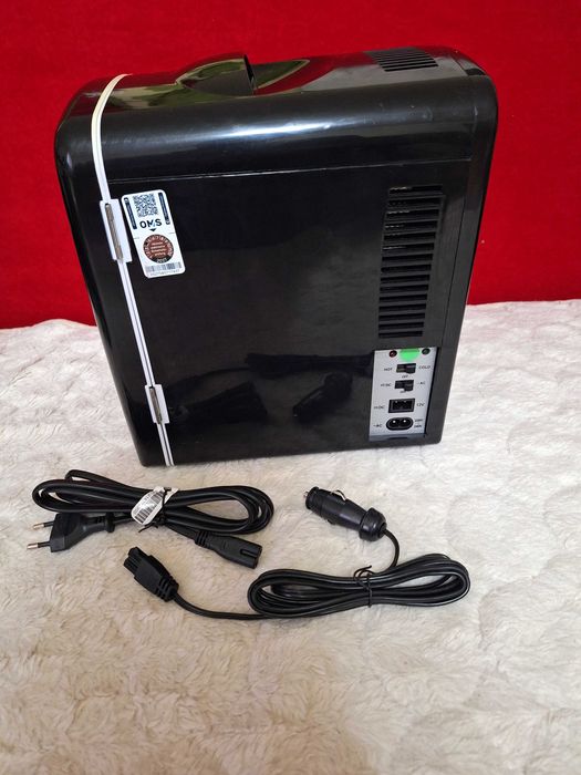 menaj Mini frigider cooler heater auto la 12 si 220V 58W max hot cold