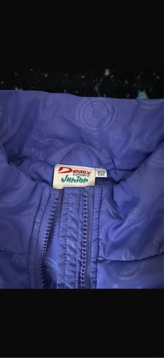 Продам жилетку demix