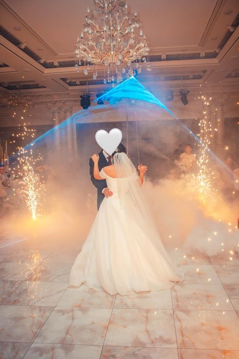 Продаю свадебное платье + фата