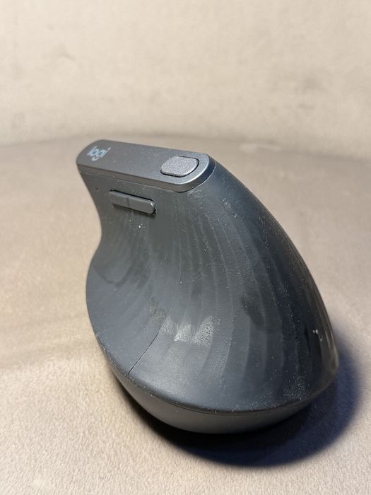 Mouse Wireless Ergonomic Logitech MX Vertical – Stare buna