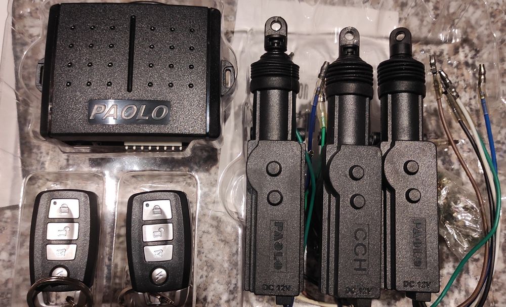 Комплект за централно заключване на автомобили с марка Paolo Autoaccessories.