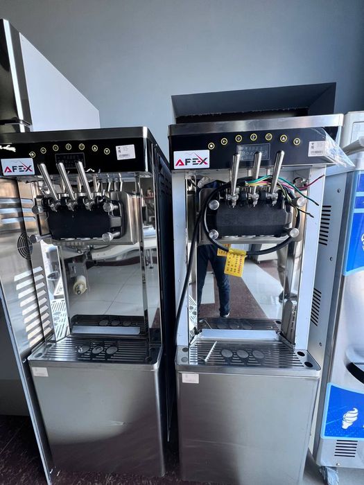 Muzqaymoq chiqaruvchi aparat