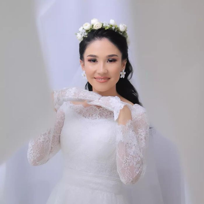 Ayollar libosidagi transvestitlar