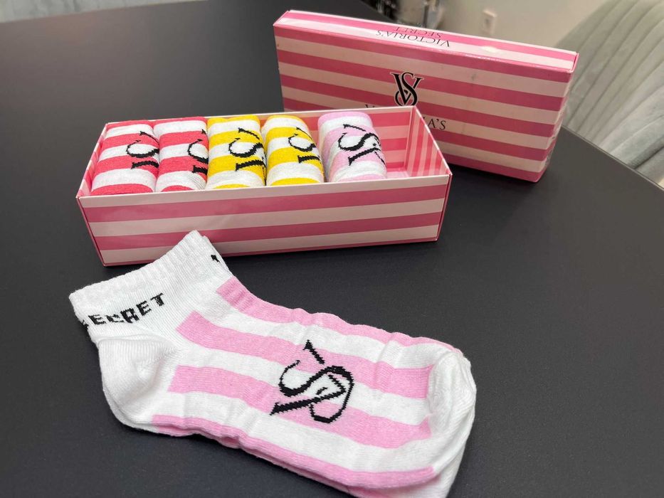 Дамско бельо  Victoria's Secret