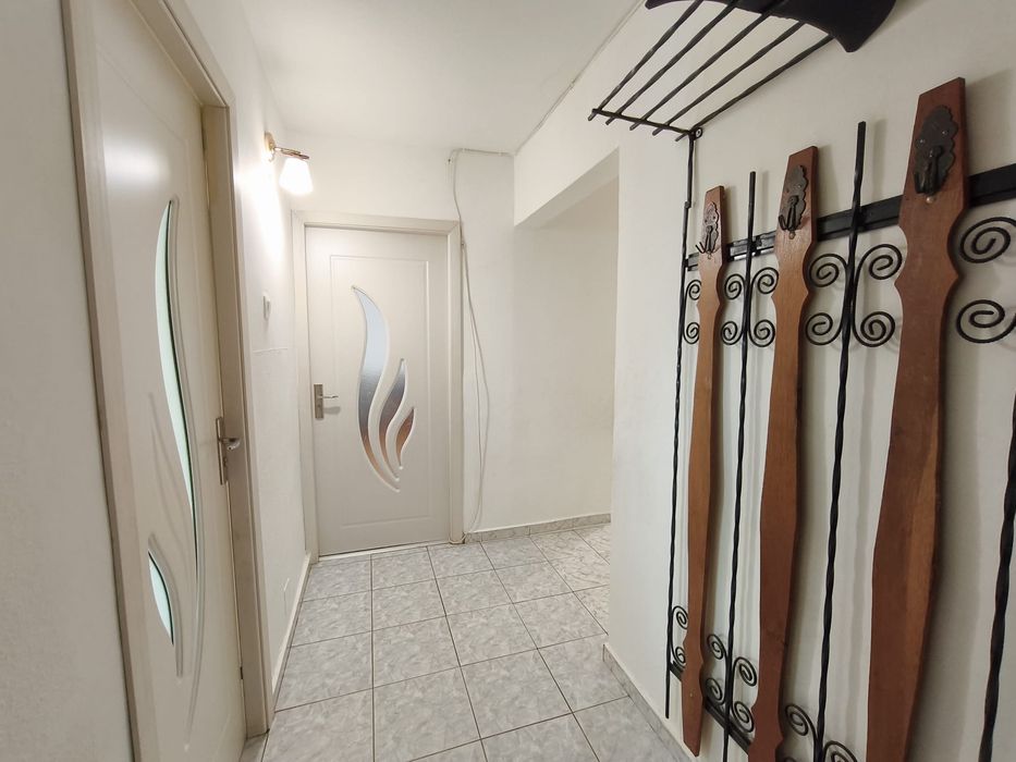 Apartament 2 camere,centrala proprie, zona Micalaca
