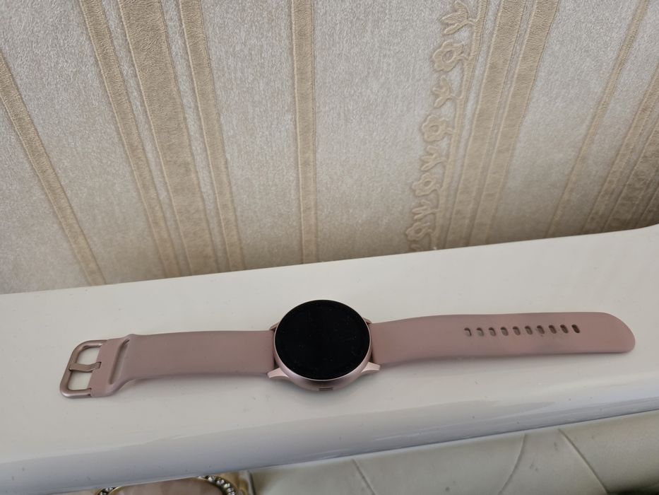Смарт часы Samsung galaxy watch active2
