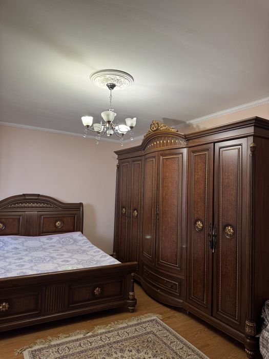 Спальный гарнитур