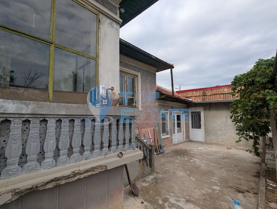 Продава се Къща в с. Поликраище, Област Велико Търново - 114 кв.м за 516 €/кв.м - Снимка #1