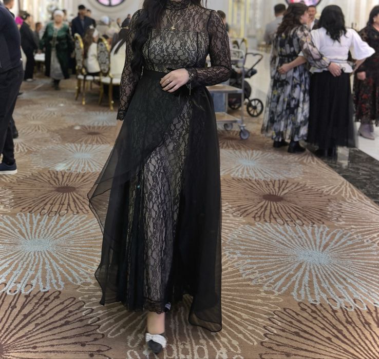 Вечерный платья хорошим состояние