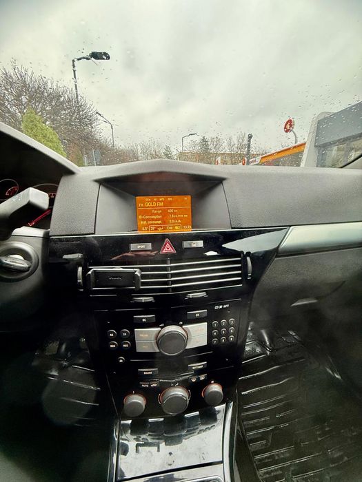 OPEL Astra 2009 — imagine 4