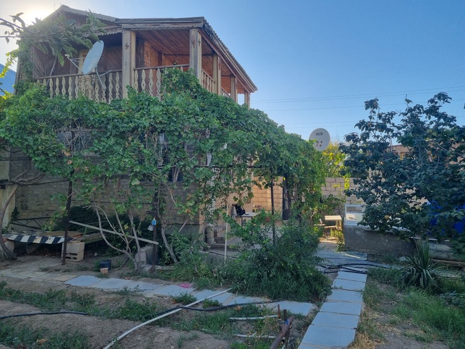 Продаётся  Дача Уазис, 2 этажный Дом баня, басейн, летний зимний гараж