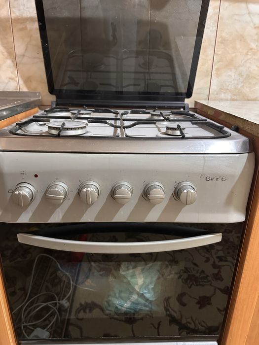 Продаётся газовая плита