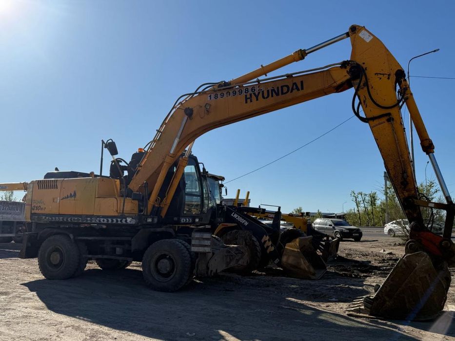 Экскаватор Hyundai R210W-7