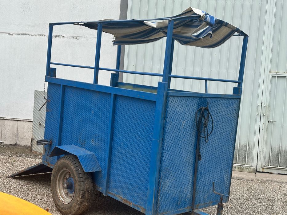 Remorca transport  animale