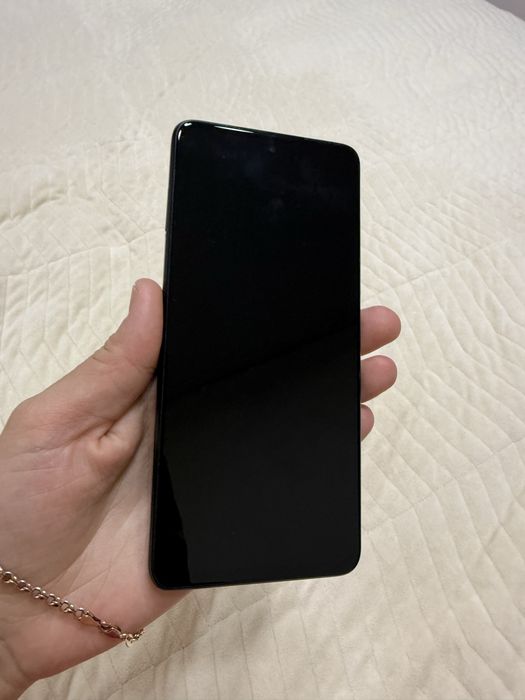 Продам Poco X3 NFC в отличном состоянии