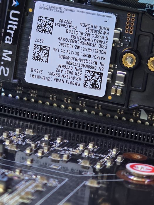 Бюджетен геймърски компютър  Ryzen 5 3600X / GTX 1660 / 16GB RAM