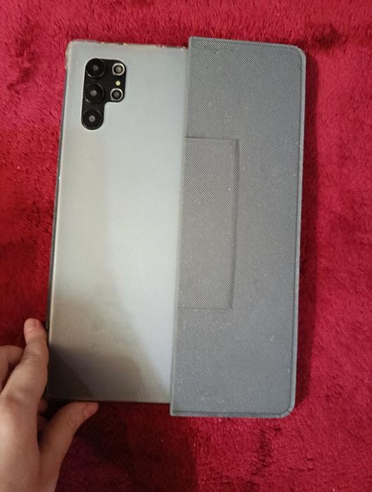 Продам планшет б/у