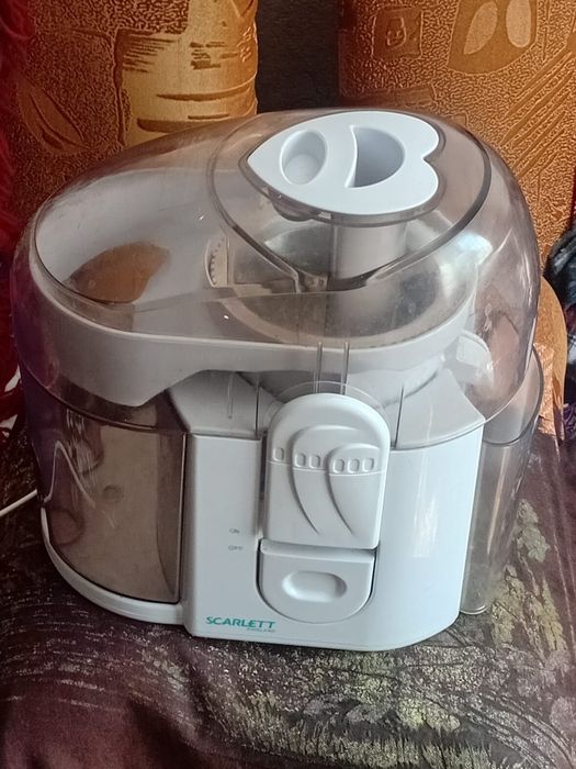 Продам соковыжималку