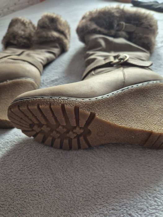 Дамски зимни ботуши