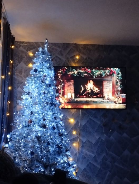 Продам ëлку, белую