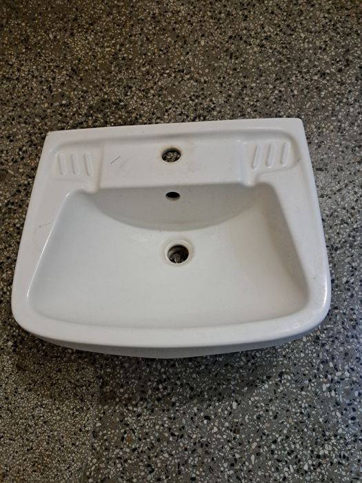 Мивка за баня 50см - 20 лева