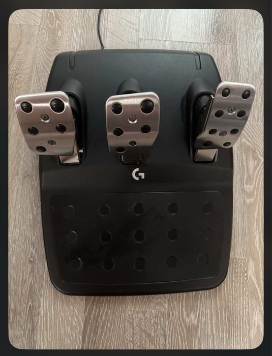 Volan Logitech G29 Driving Force.