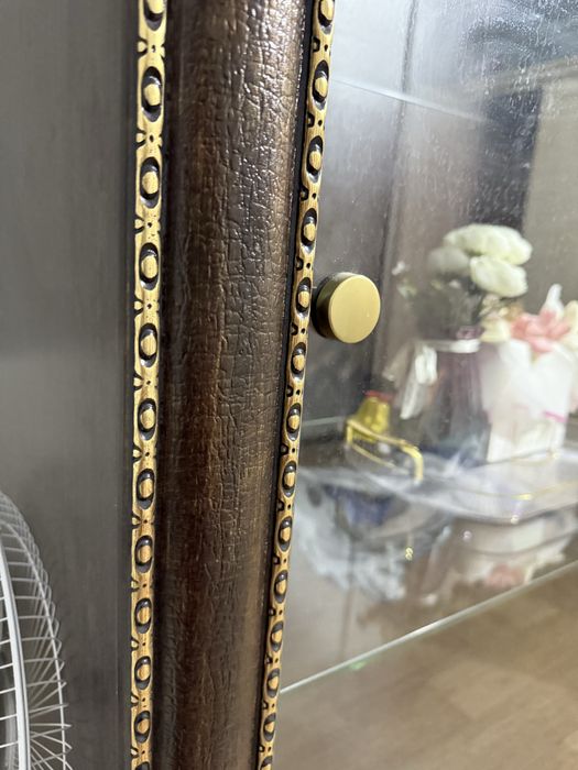 СРОЧНО Продам шкаф для сервиса и комод