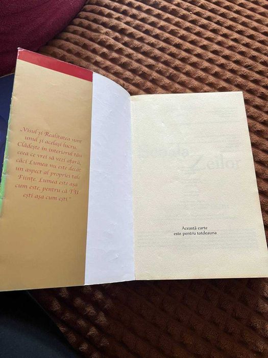 Vând SuperCărțile Școala Zeilor și Tehnologia Visătorului + Bonus