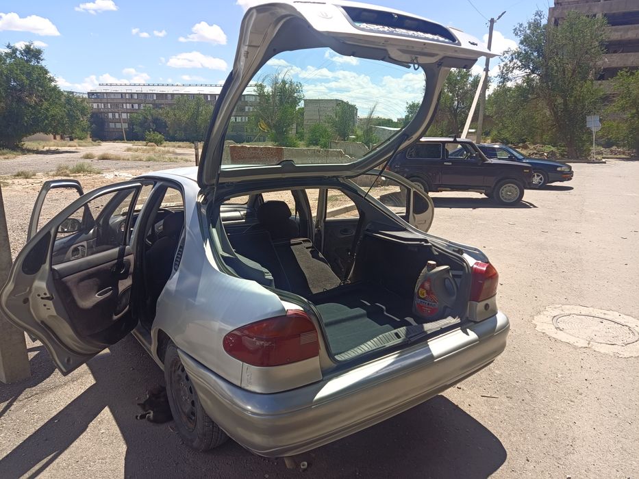 Автомобиль ford mondeo 93-96
