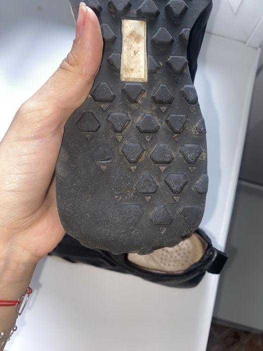 Продам кросовки