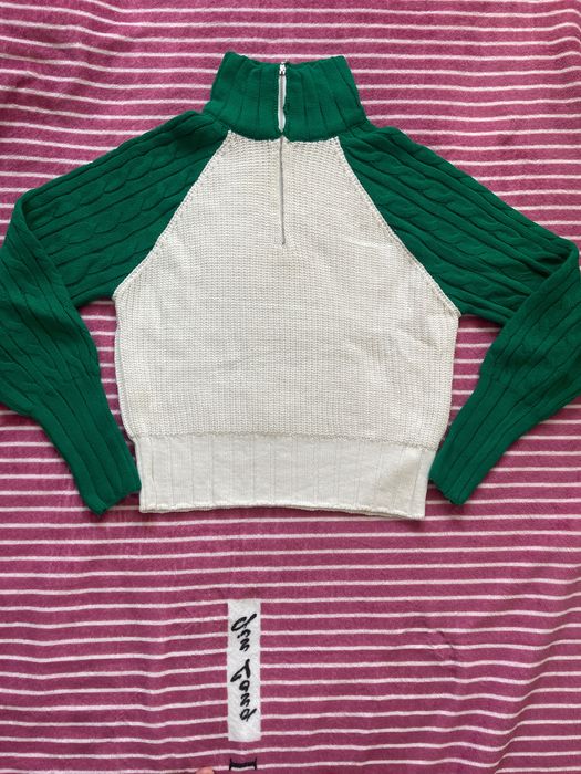 Очень модная свитер кофта