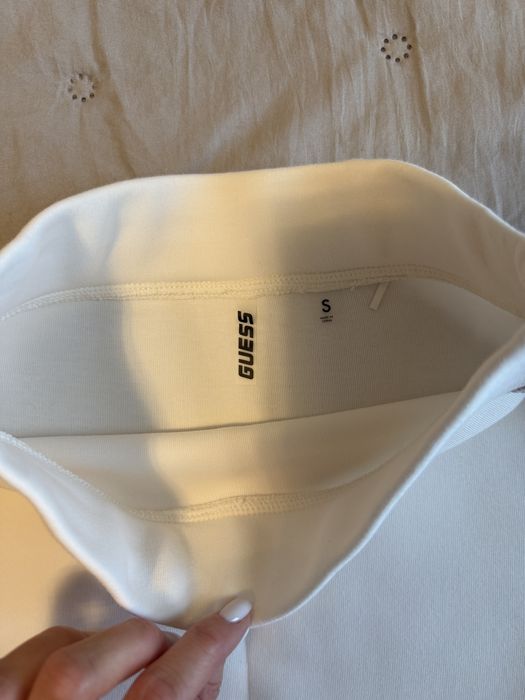 Дамска пола Guess