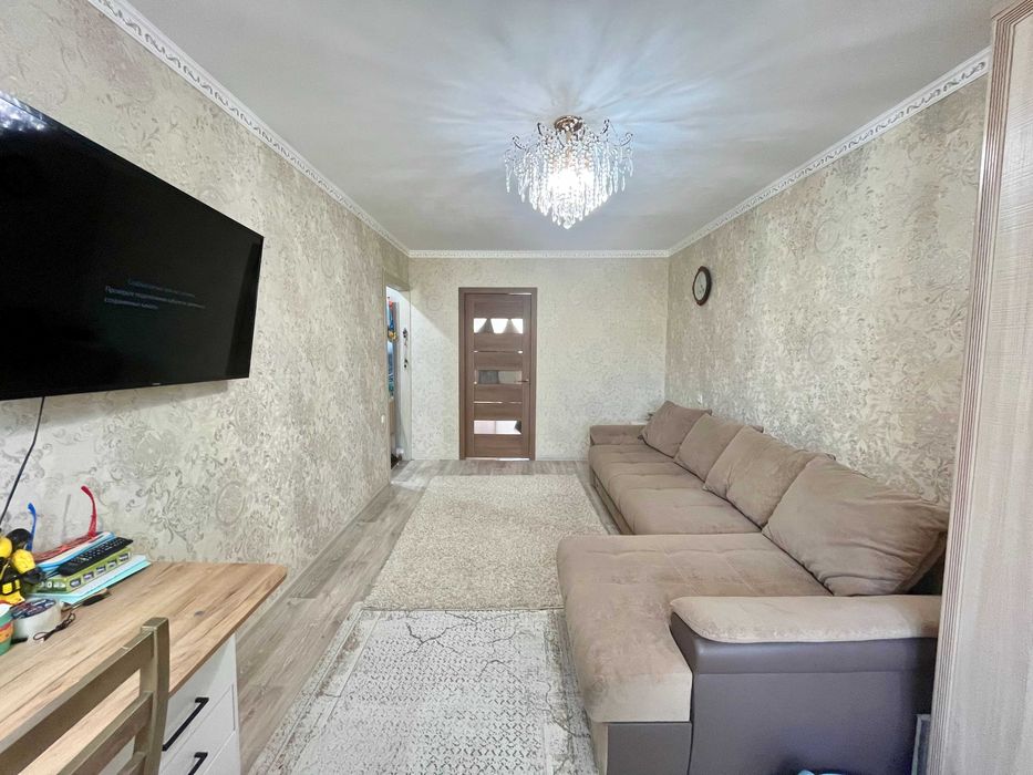 2-комнатная по Абая, 3 микрорайон ][