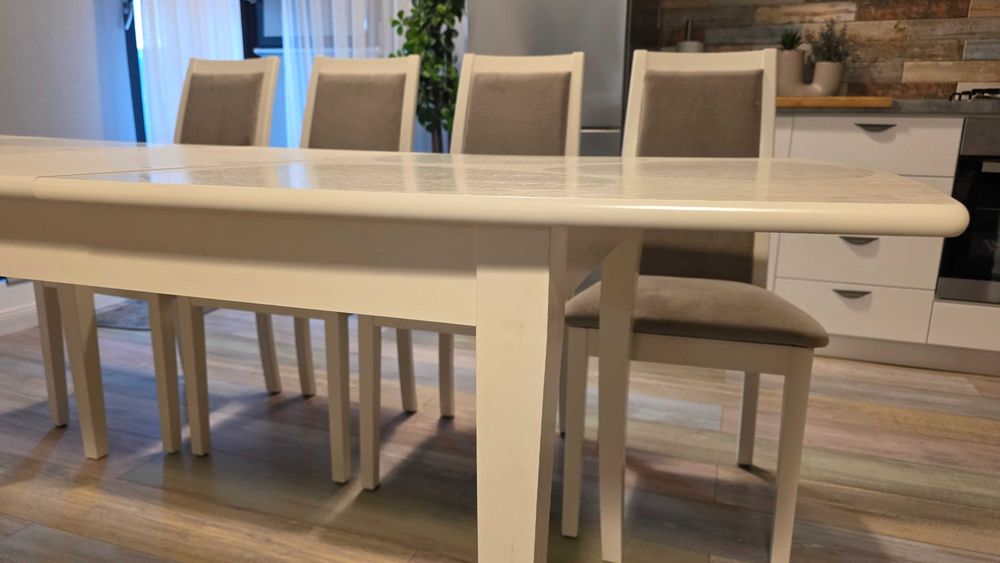 masa alba MDF  extensibila pana la 10 persoane