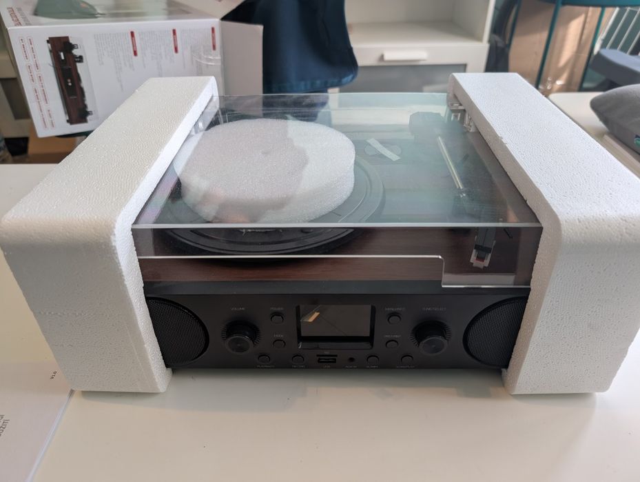 Грамофон Audizio Tulsa (Bluetooth, DAB+)

DAB+)