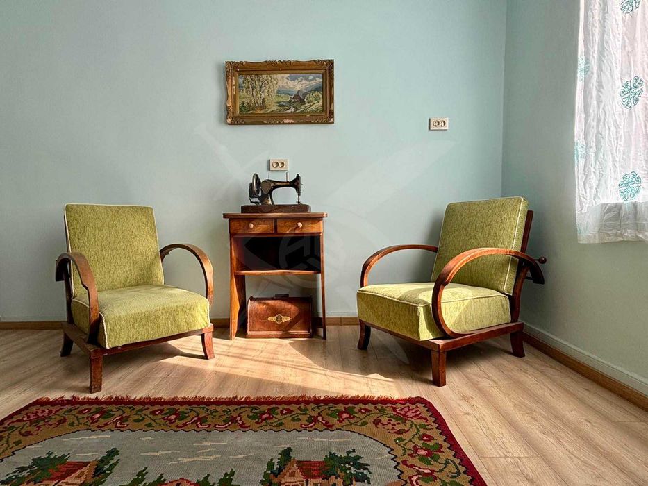 Дава се под наем Тристаен апартамент в Бургас, Център - 85 кв.м за 797.64 € - Снимка #2