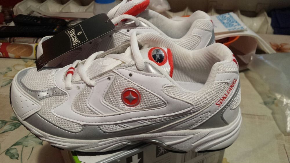 Spalding маратонки 36