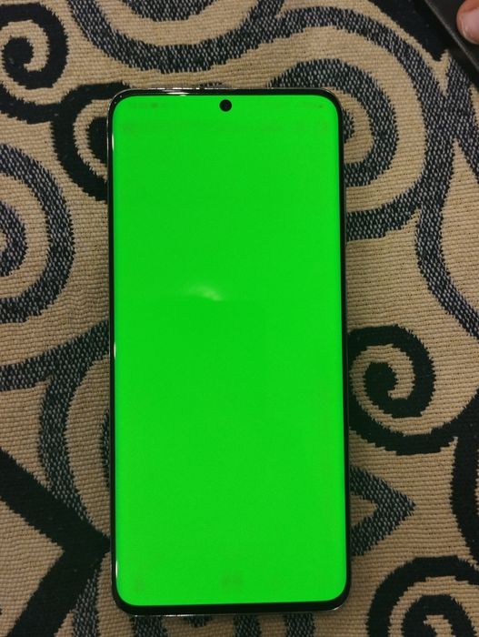 Обменяю 2 телефона