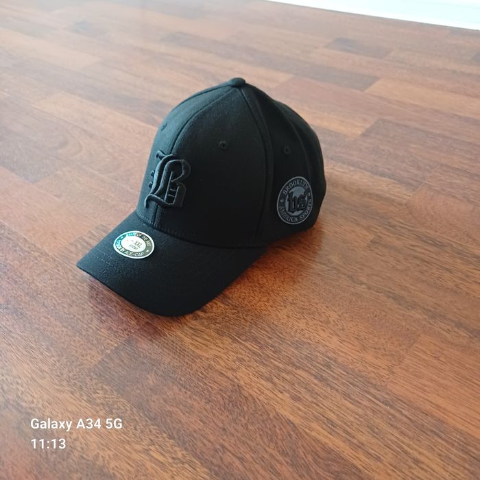 Продам бейсболку