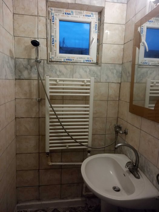 Proprietar închiriez garsonieră conf 3 Ferentari gaze,centrala proprie