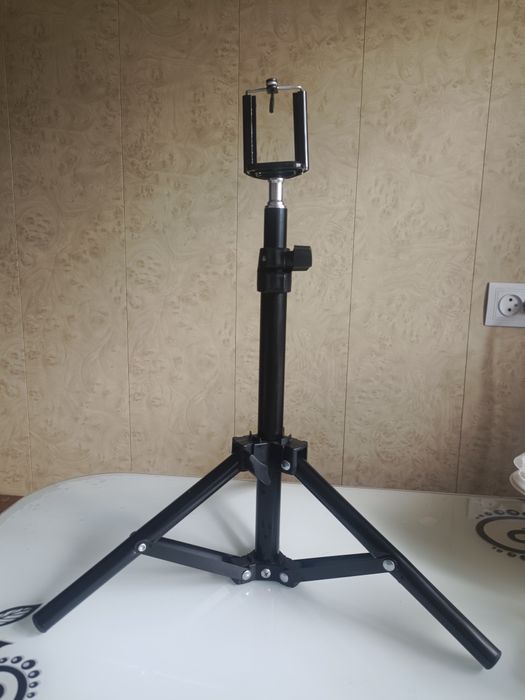 Продам держатель сэлфи,  для смартфонов.