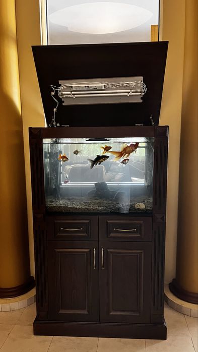 Аквариум 200 л с шкаф