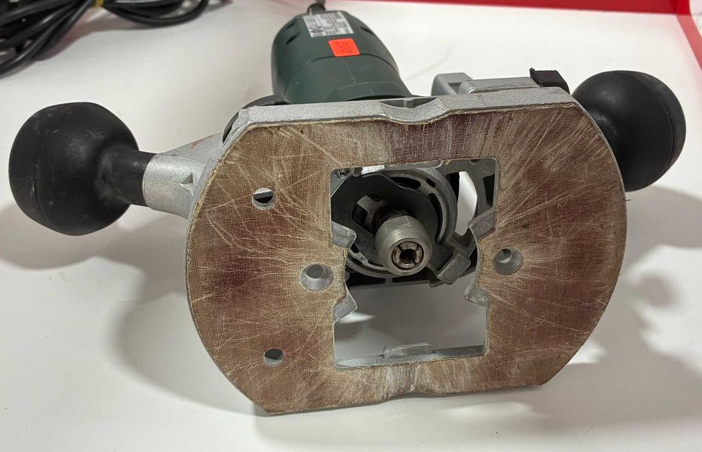 Оберфреза Metabo OFE 738