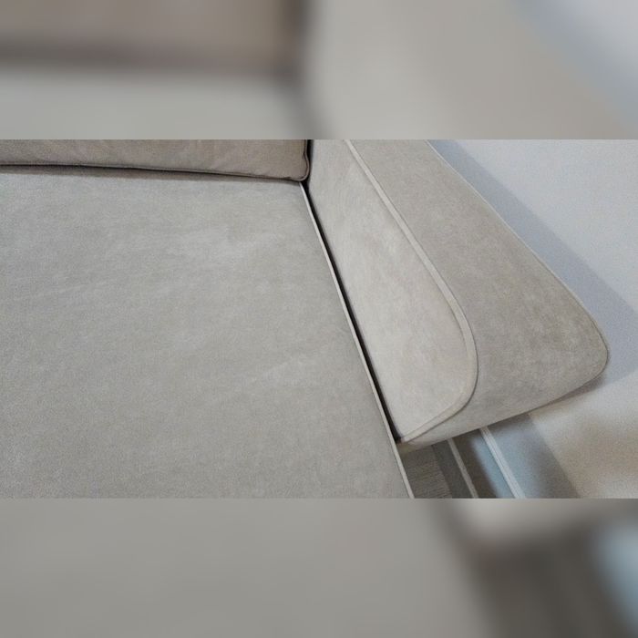 Угловой диван в зал/спальню