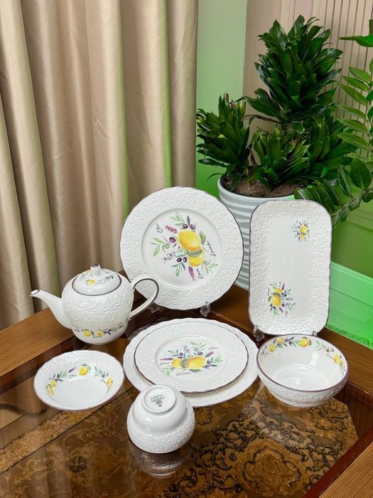 Фарфоровый сервиз на 6 персон от бренда La Dolce