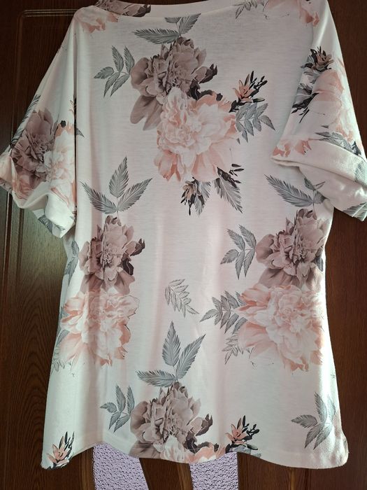 Vând Bluză Dama Mărimea XL -XXL